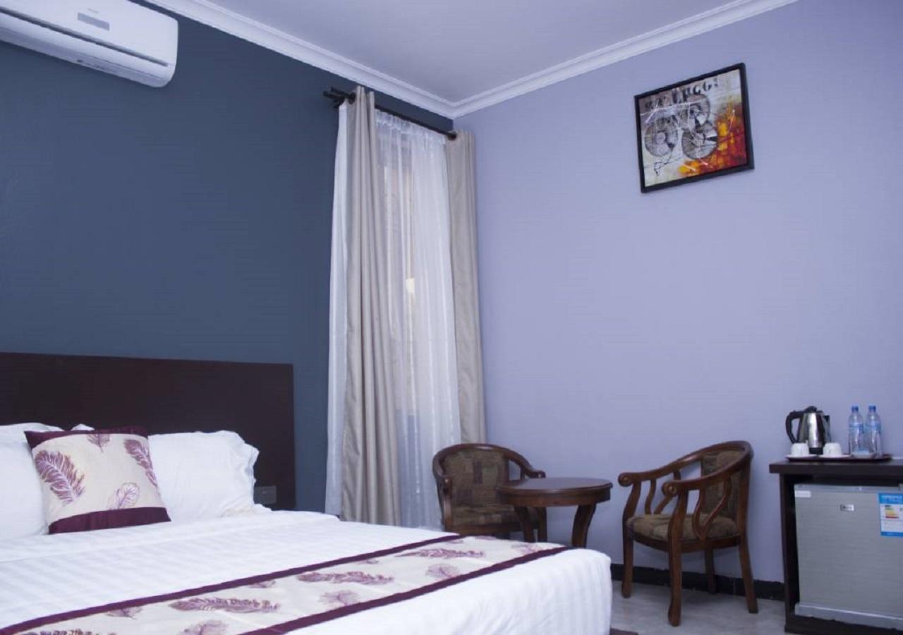 מביה Hotel Desderia מראה חיצוני תמונה